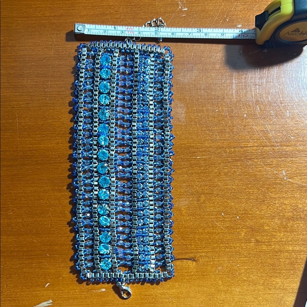 Elegant Blue Beaded Bracelet